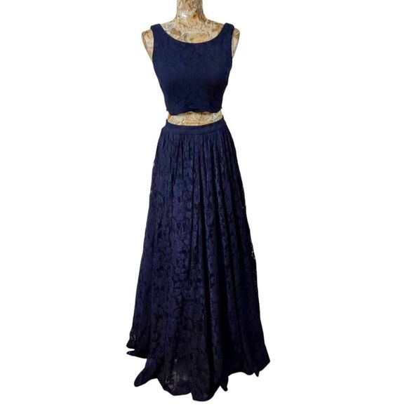 Formal Dark Blue Lace 2 Piece Crop Top Full Maxi Skirt Gown Long Dress Designer - Picture 5 of 15